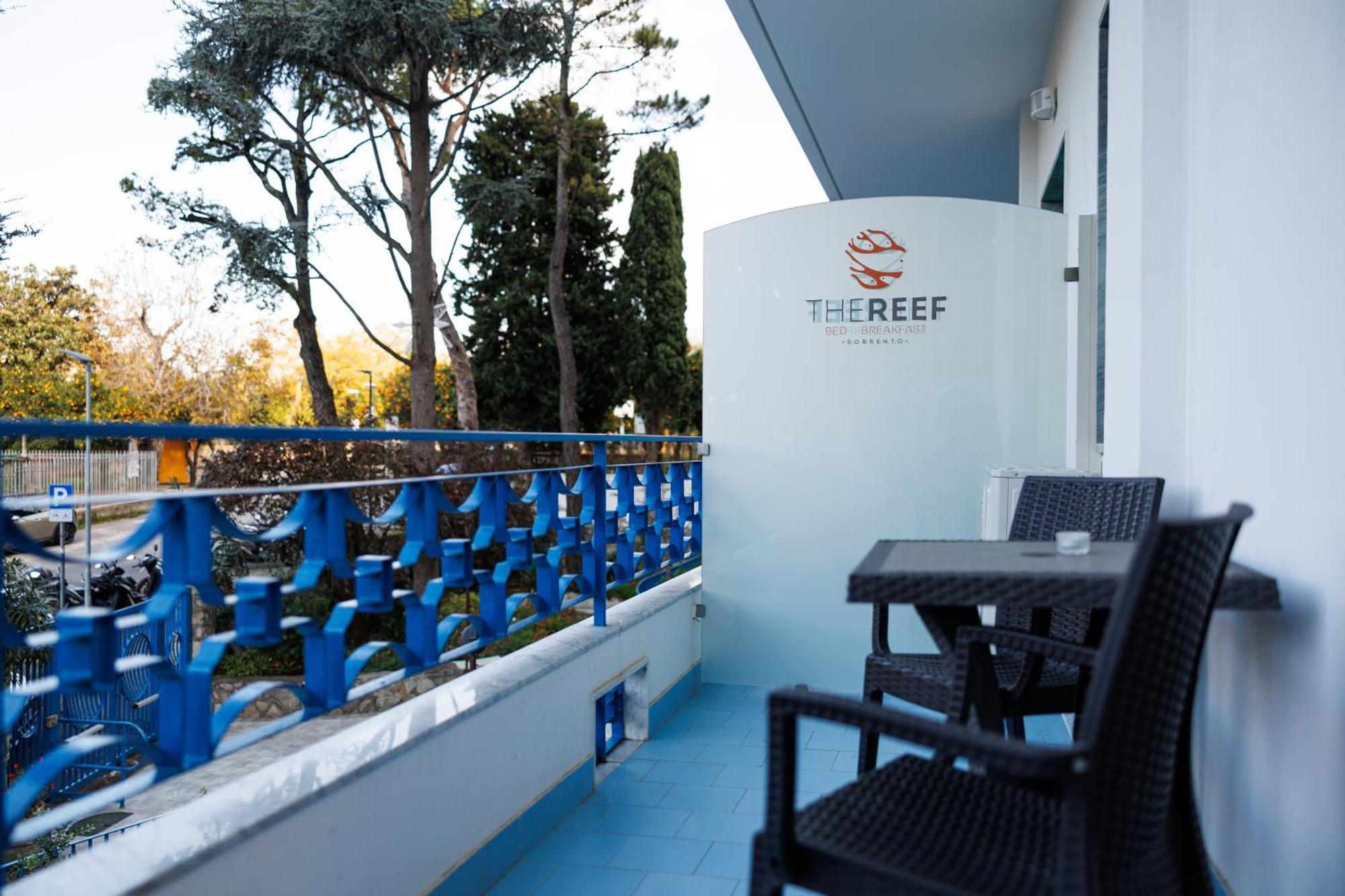 The Reef Bed & Breakfast Соренто Екстериор снимка